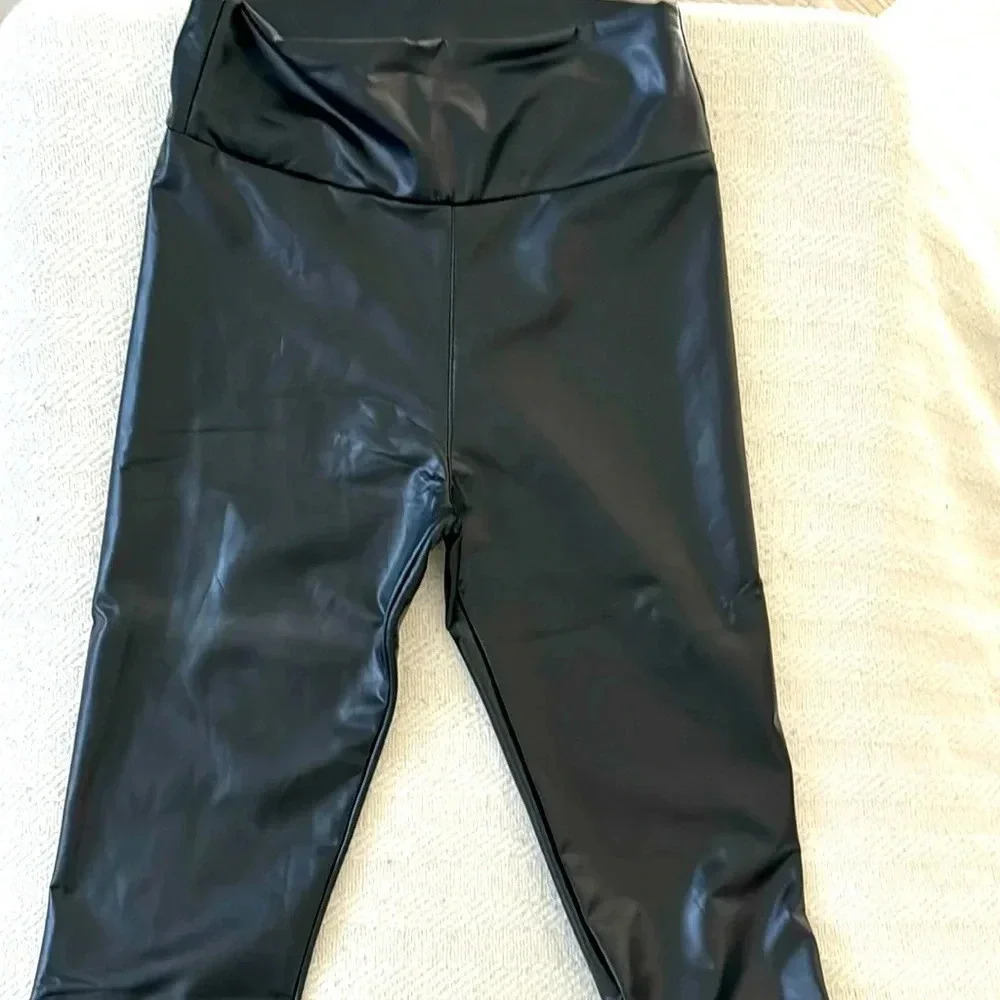 Black P/U Leggings